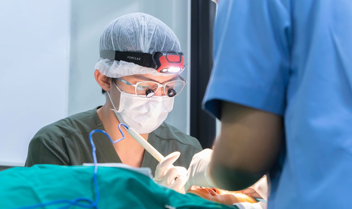 หมอต้น ผ่าตัดวัดชั้นตา